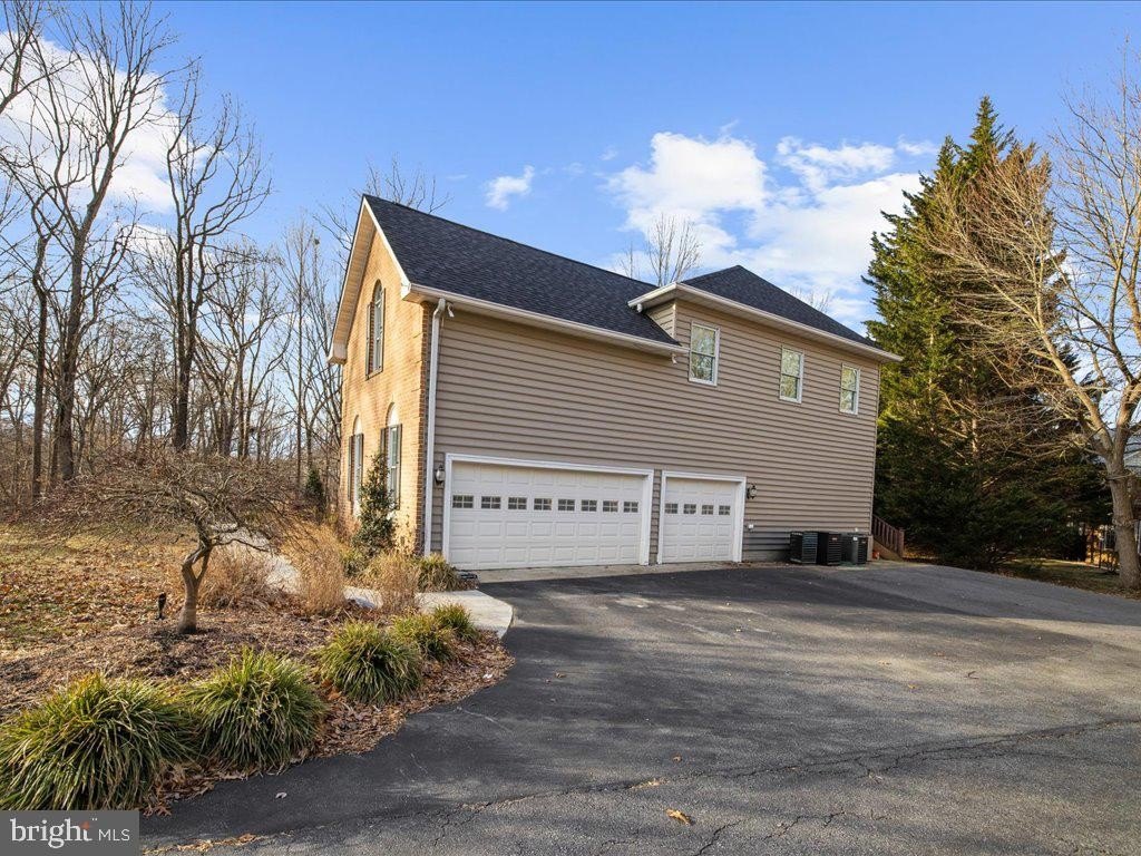 CROWNSVILLE, Maryland, 21032, United States, 4 Bedrooms Bedrooms, ,5 BathroomsBathrooms,Residential,For Sale,1983154