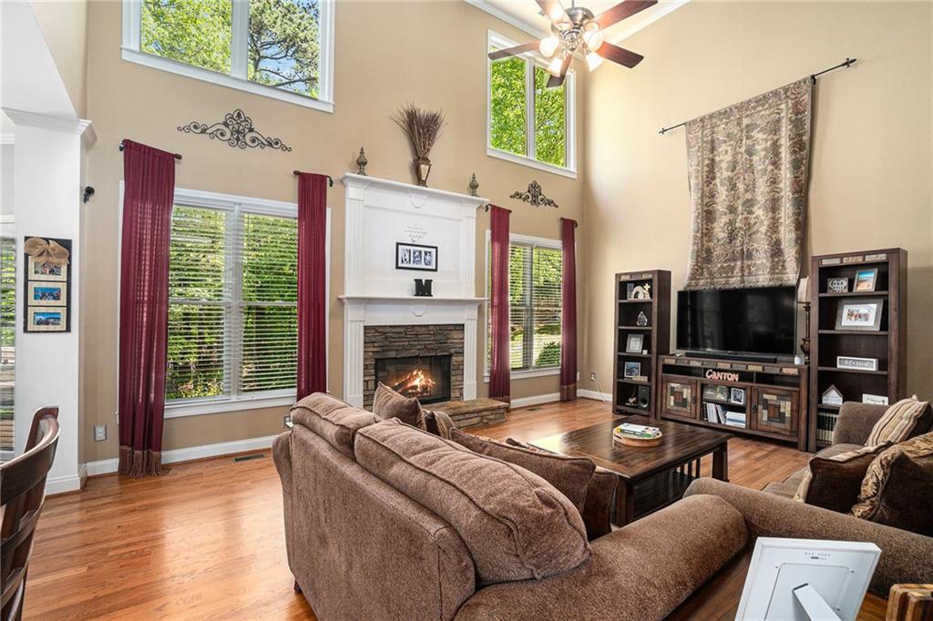 Canton, Georgia, 30114, United States, 6 Bedrooms Bedrooms, ,4 BathroomsBathrooms,Residential,For Sale,1880386
