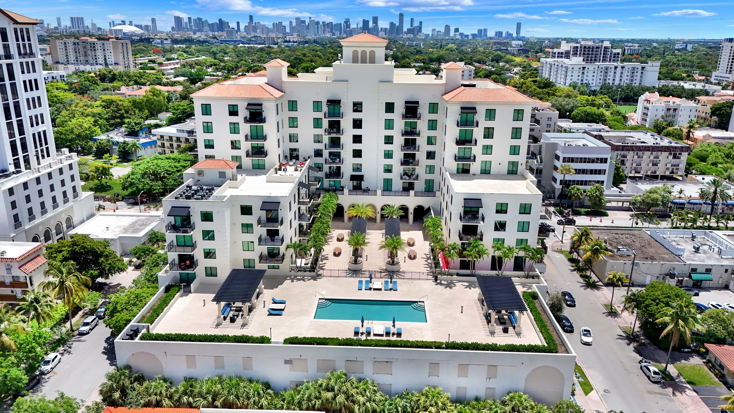  1300 Ponce De Leon Blvd, Coral Gables, FL, 33134 - 物件實景