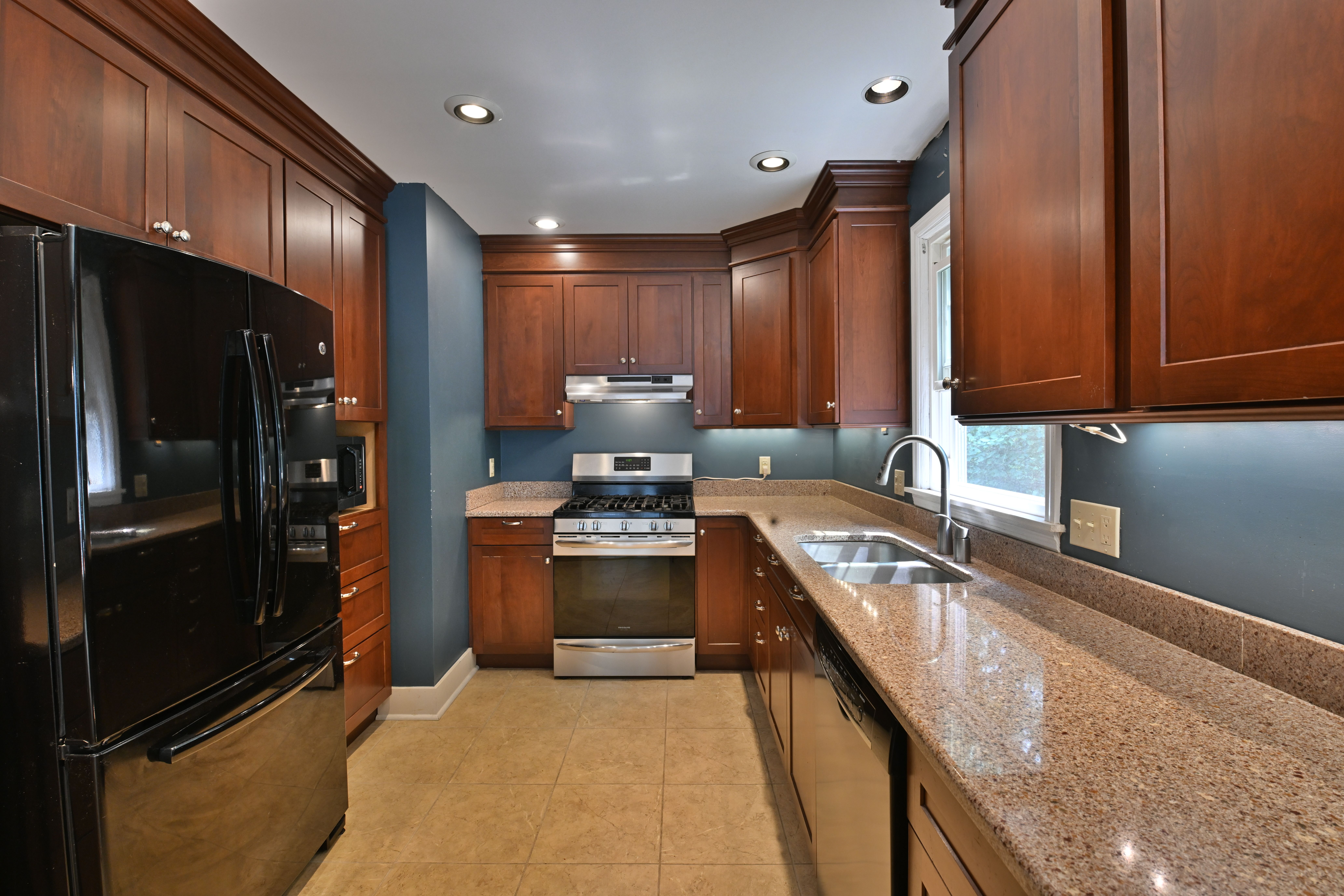  406 Park Avenue, Saranac Lake, NY 12983 - 物件實景