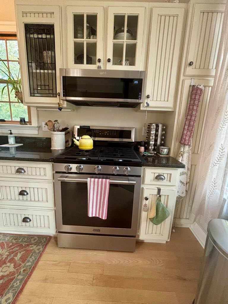 Onancock, Virginia, 23417, United States, 3 Bedrooms Bedrooms, ,2 BathroomsBathrooms,Residential,For Sale,1989733