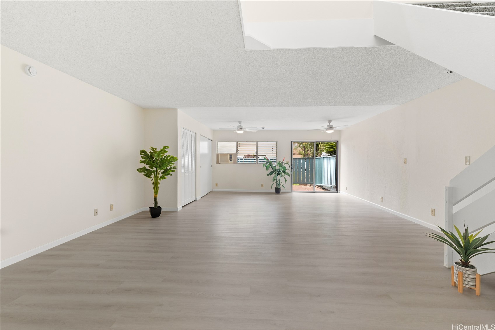 Mililani, Hawaii, 96789, United States, 3 Bedrooms Bedrooms, ,3 BathroomsBathrooms,Residential,For Sale,1911059