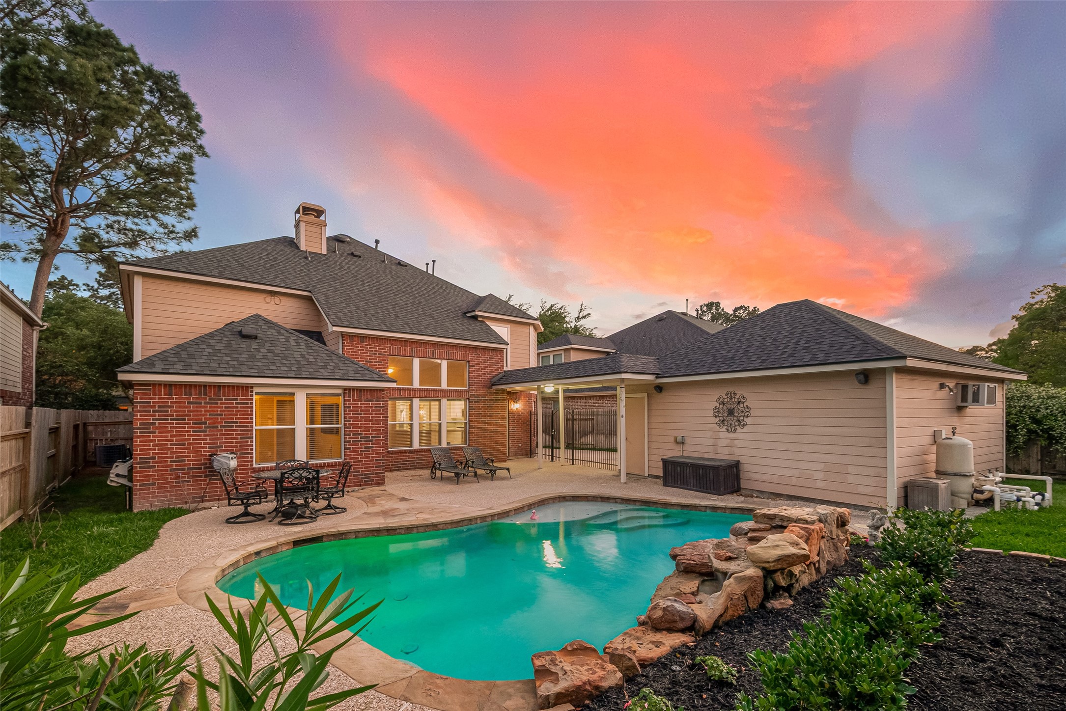  12810 Bedford Falls Drive - 物件實景