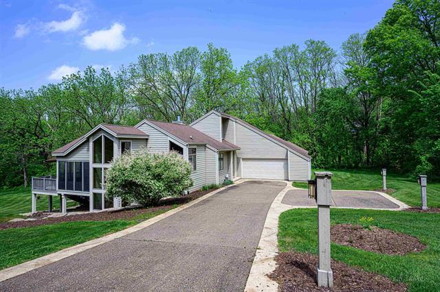 Galena, Illinois, 61036, United States, 5 Bedrooms Bedrooms, ,4 BathroomsBathrooms,Residential,For Sale,1829507