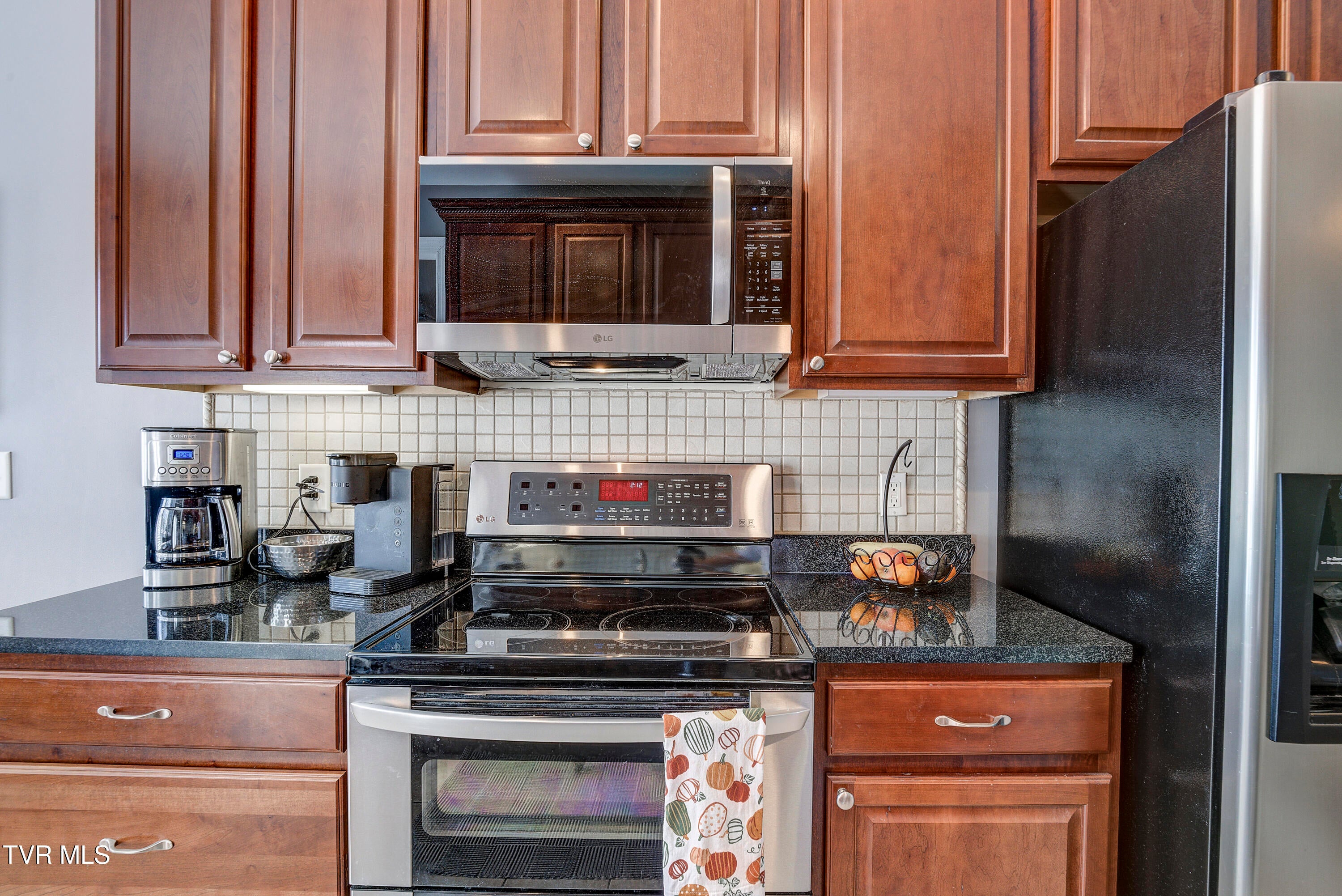 Johnson City, Tennessee, 37604, United States, 5 Bedrooms Bedrooms, ,3 BathroomsBathrooms,Residential,For Sale,1964815