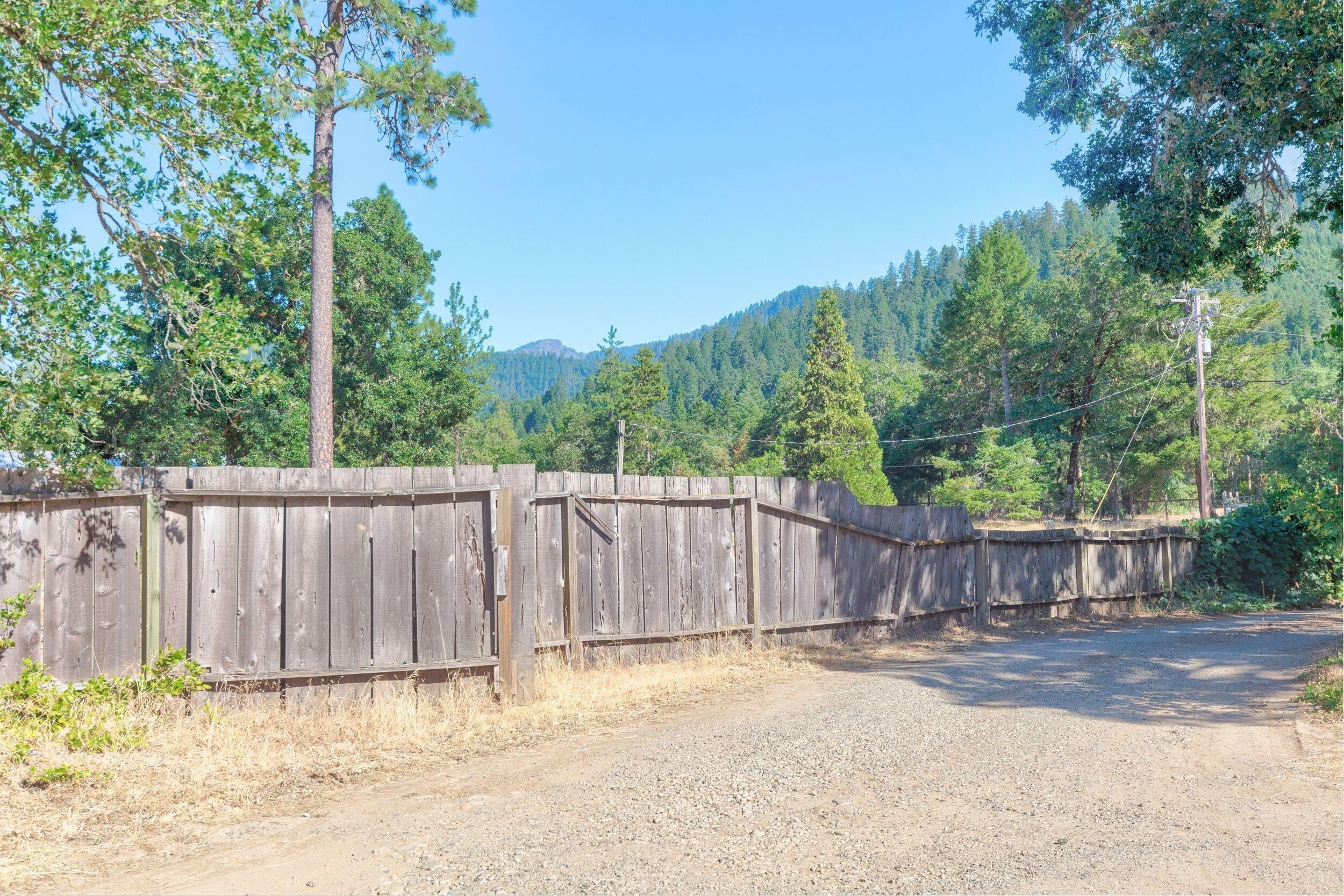 Selma, Oregon, 97538, United States, 3 Bedrooms Bedrooms, ,2 BathroomsBathrooms,Residential,For Sale,1980264