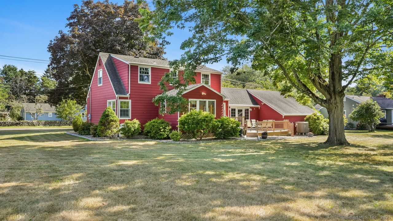 Orange, Connecticut, 06477, United States, 3 Bedrooms Bedrooms, ,2 BathroomsBathrooms,Residential,For Sale,1932290