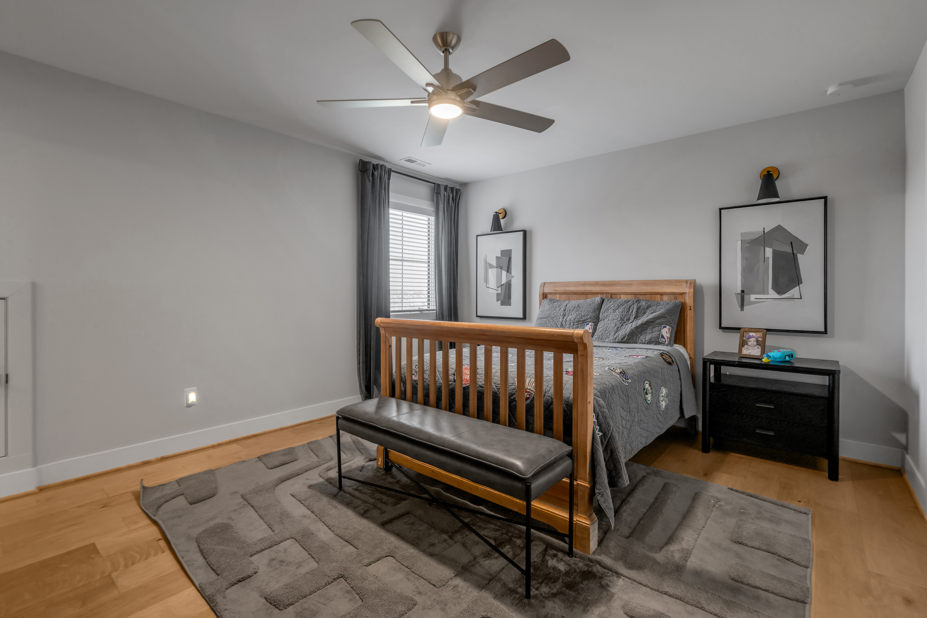  2429 Lorenzo Way - 物件實景