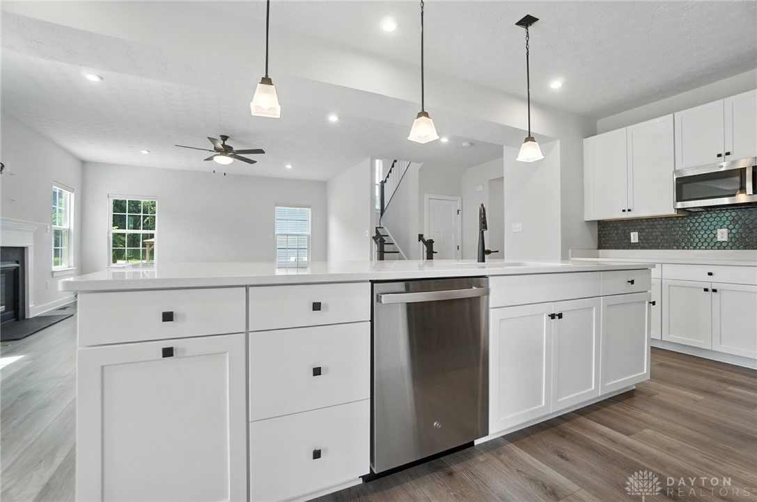 Xenia, Ohio, 45385, United States, 3 Bedrooms Bedrooms, ,4 BathroomsBathrooms,Residential,For Sale,1917092