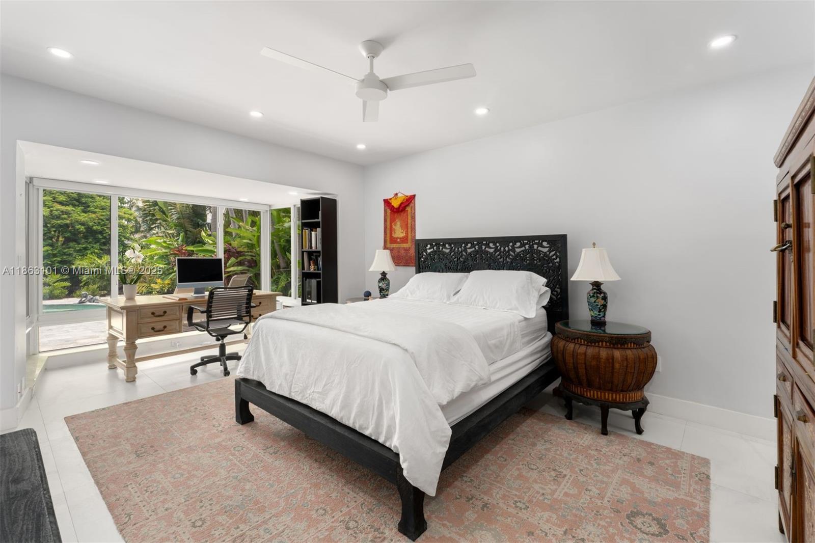 Miami Beach, Florida, 33141, United States, 3 Bedrooms Bedrooms, ,2 BathroomsBathrooms,Residential,For Sale,1927176