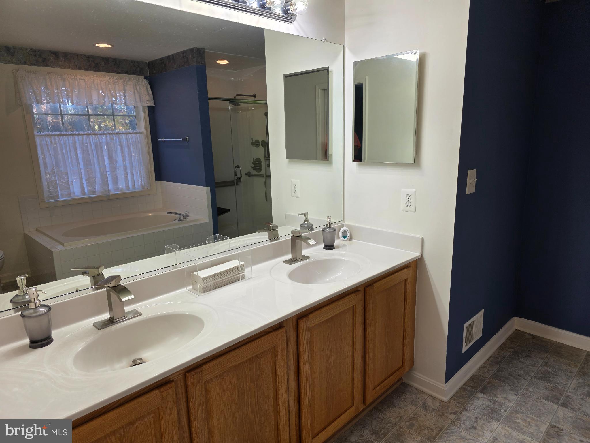 Locust Grove, Virginia, 22508, United States, 3 Bedrooms Bedrooms, ,2 BathroomsBathrooms,Residential,For Sale,1986112