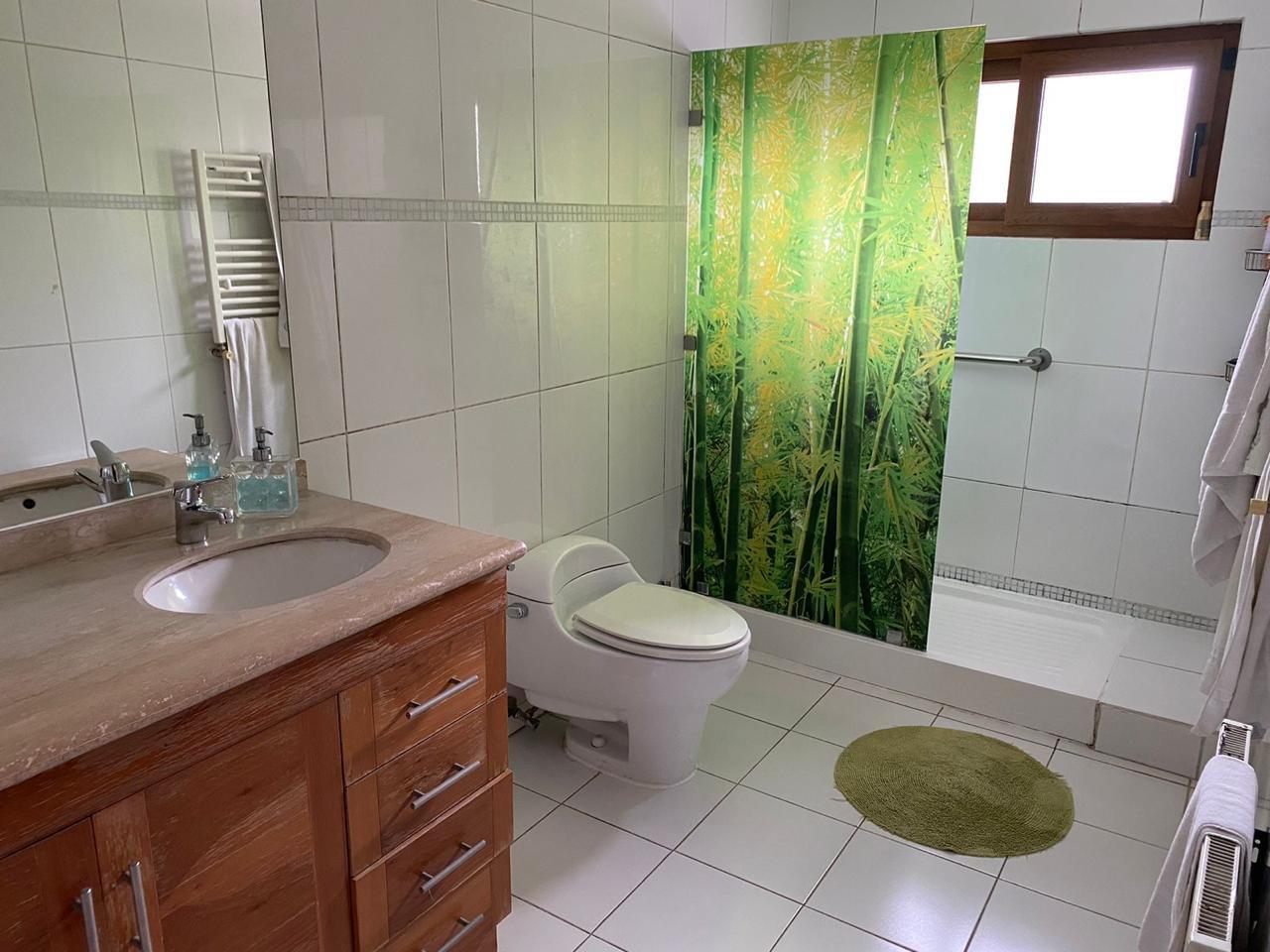 Colina, Chile, 6 Bedrooms Bedrooms, ,5 BathroomsBathrooms,Residential,For Sale,1947996