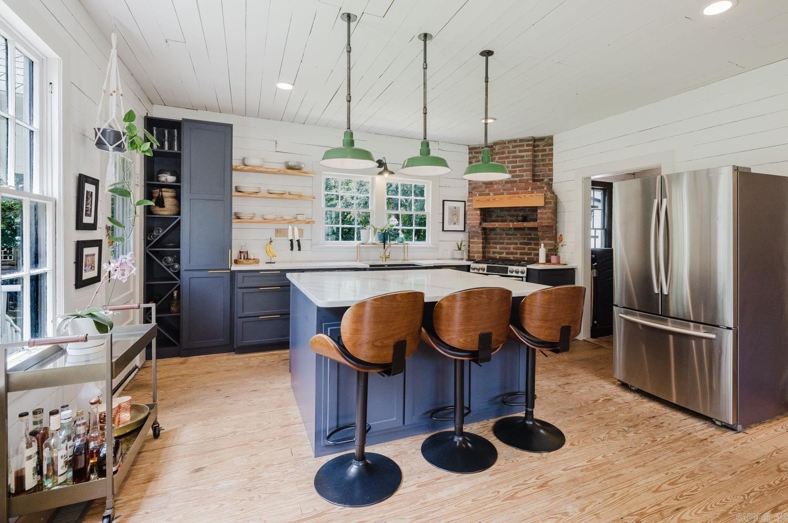 Benton, Arkansas, 72015, United States, 5 Bedrooms Bedrooms, ,3 BathroomsBathrooms,Residential,For Sale,1978778