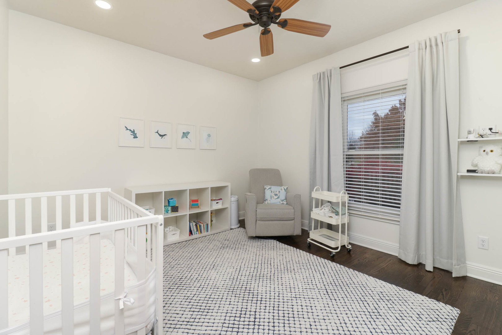 Bloomington, Illinois, 61704, United States, 5 Bedrooms Bedrooms, ,4 BathroomsBathrooms,Residential,For Sale,1991973