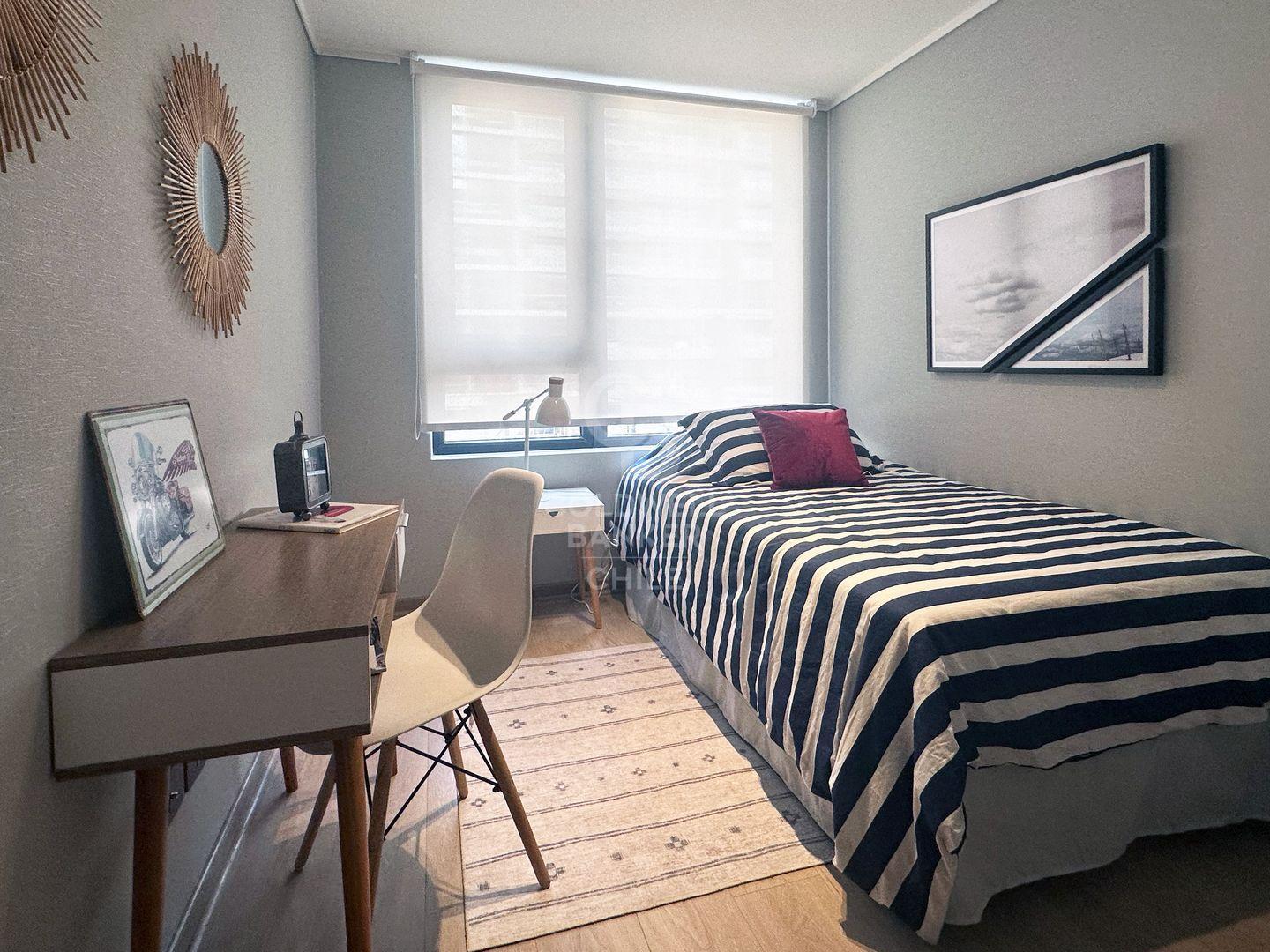 Vitacura, Chile, 3 Bedrooms Bedrooms, ,3 BathroomsBathrooms,Residential,For Sale,1927542