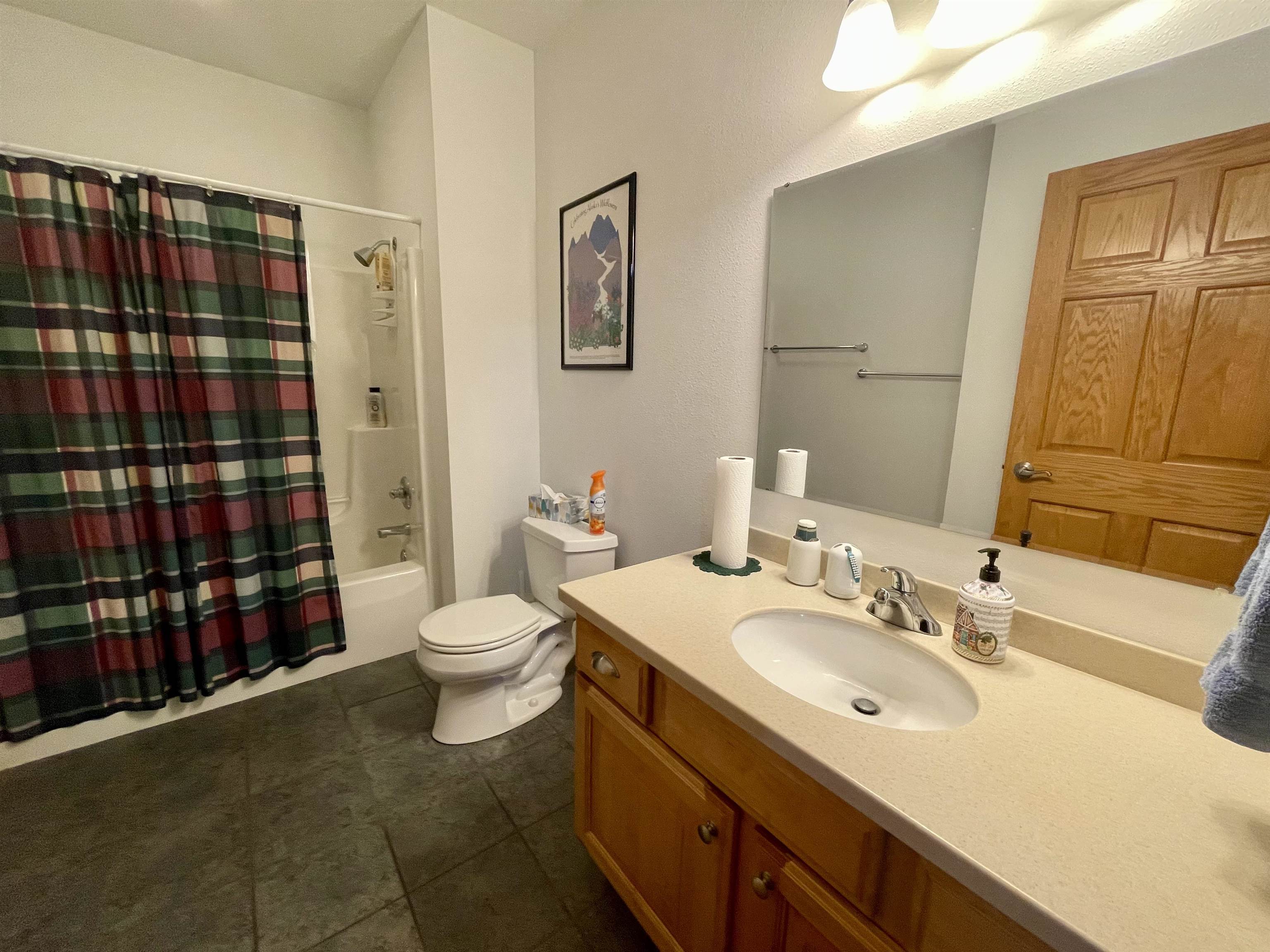 Janesville, Wisconsin, 53545, United States, 5 Bedrooms Bedrooms, ,4 BathroomsBathrooms,Residential,For Sale,1921861