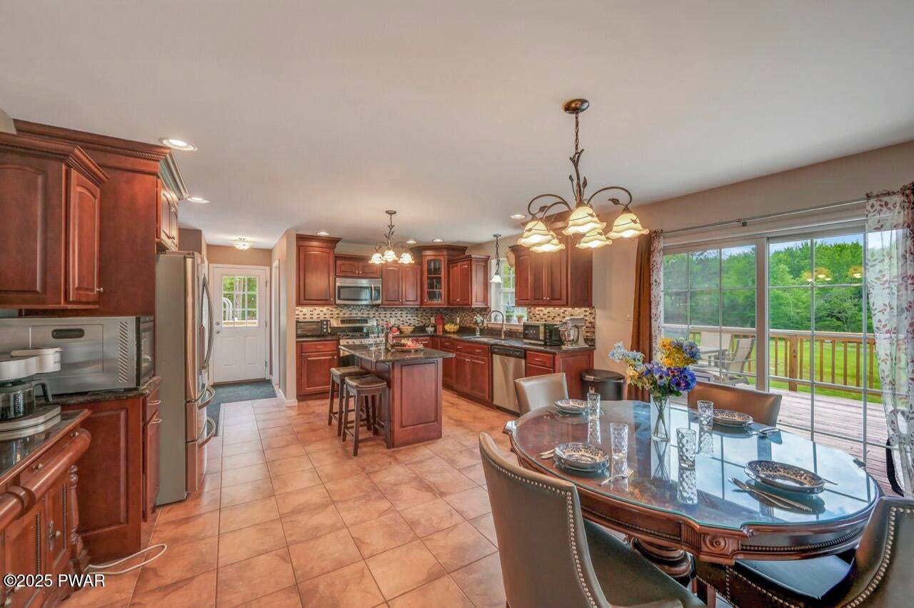 Honesdale, Pennsylvania, 18431, United States, 5 Bedrooms Bedrooms, ,4 BathroomsBathrooms,Residential,For Sale,1973688