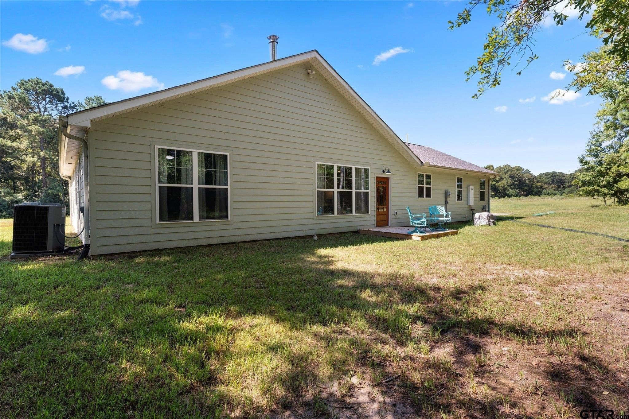 Pittsburg, Texas, 75686, United States, 3 Bedrooms Bedrooms, ,3 BathroomsBathrooms,Residential,For Sale,1930744