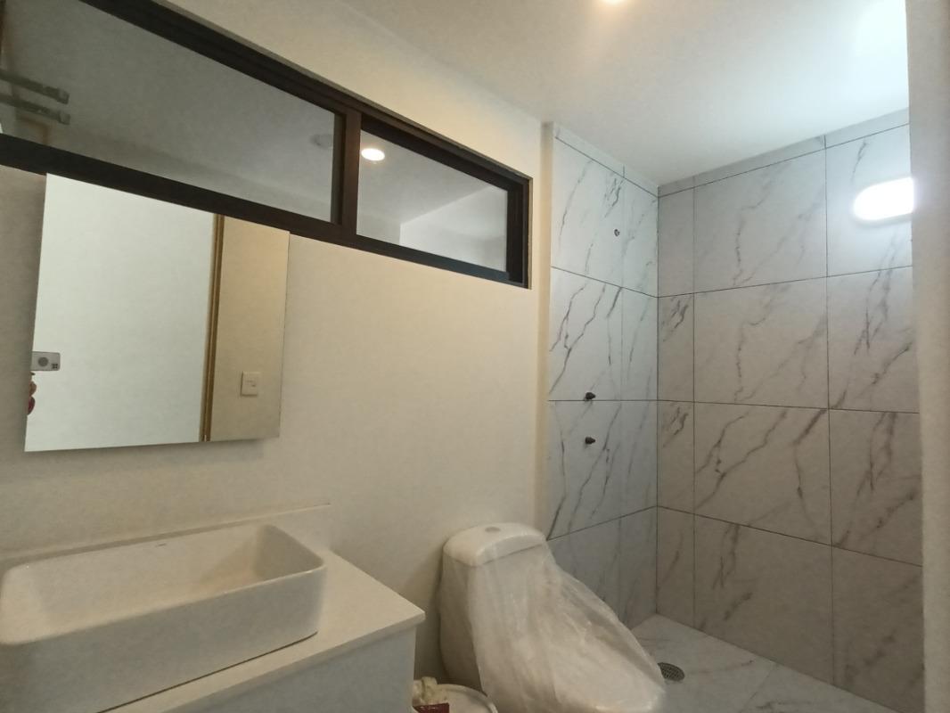Benito Juarez, Tlalnepantla de Baz, Estado de México, 54055, Mexico, 2 Bedrooms Bedrooms, ,2 BathroomsBathrooms,Residential,For Sale,Benito Juarez,1443298