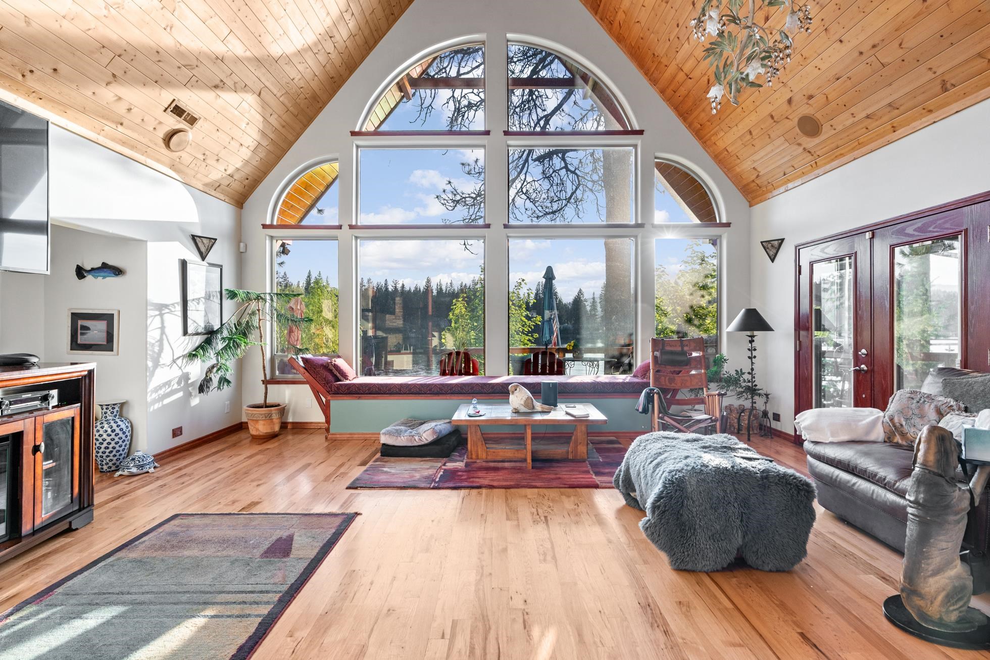Newport, Washington, 99156, United States, 3 Bedrooms Bedrooms, ,3 BathroomsBathrooms,Residential,For Sale,1900698
