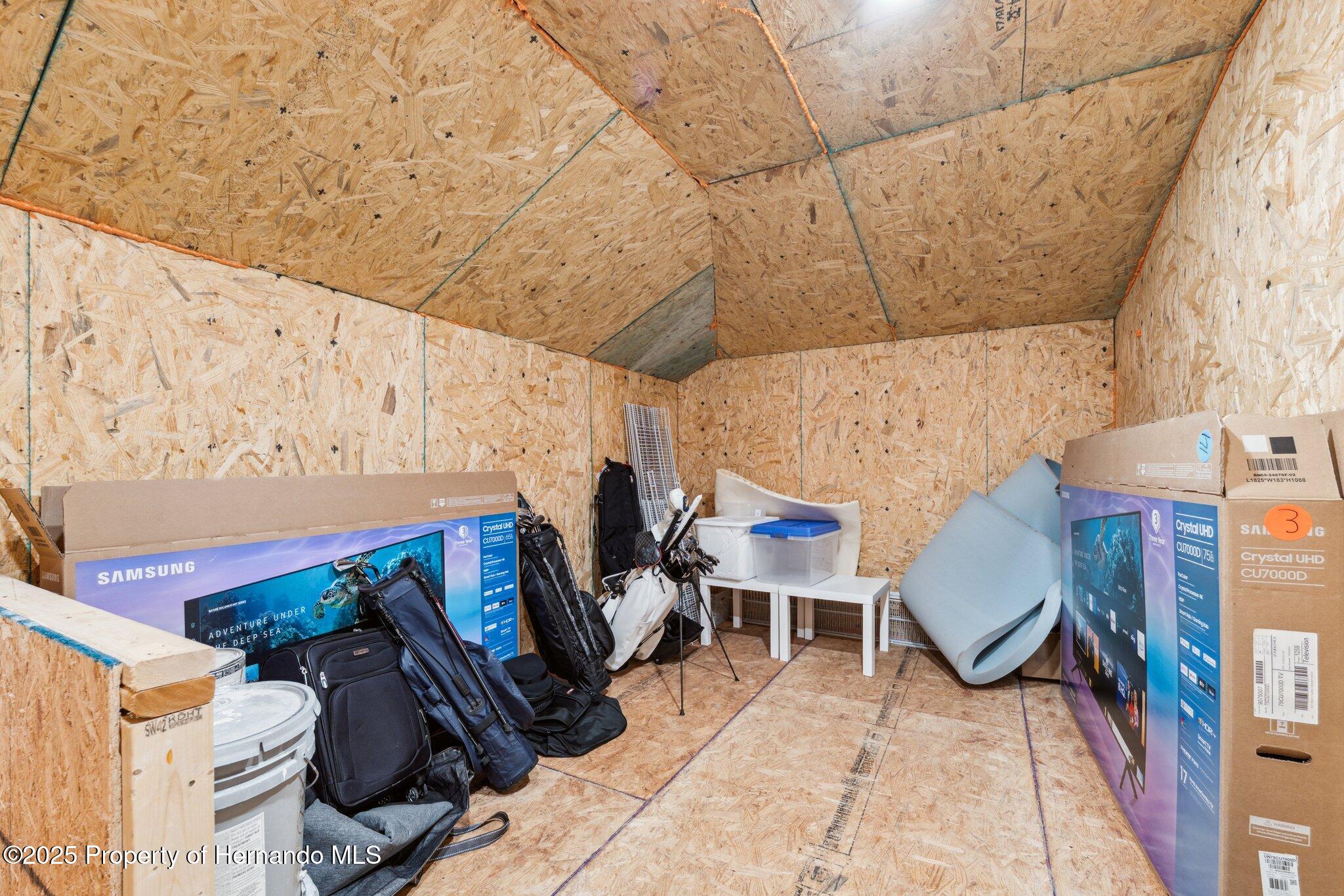 Brooksville, Florida, 34601, United States, 2 Bedrooms Bedrooms, ,3 BathroomsBathrooms,Residential,For Sale,1975908