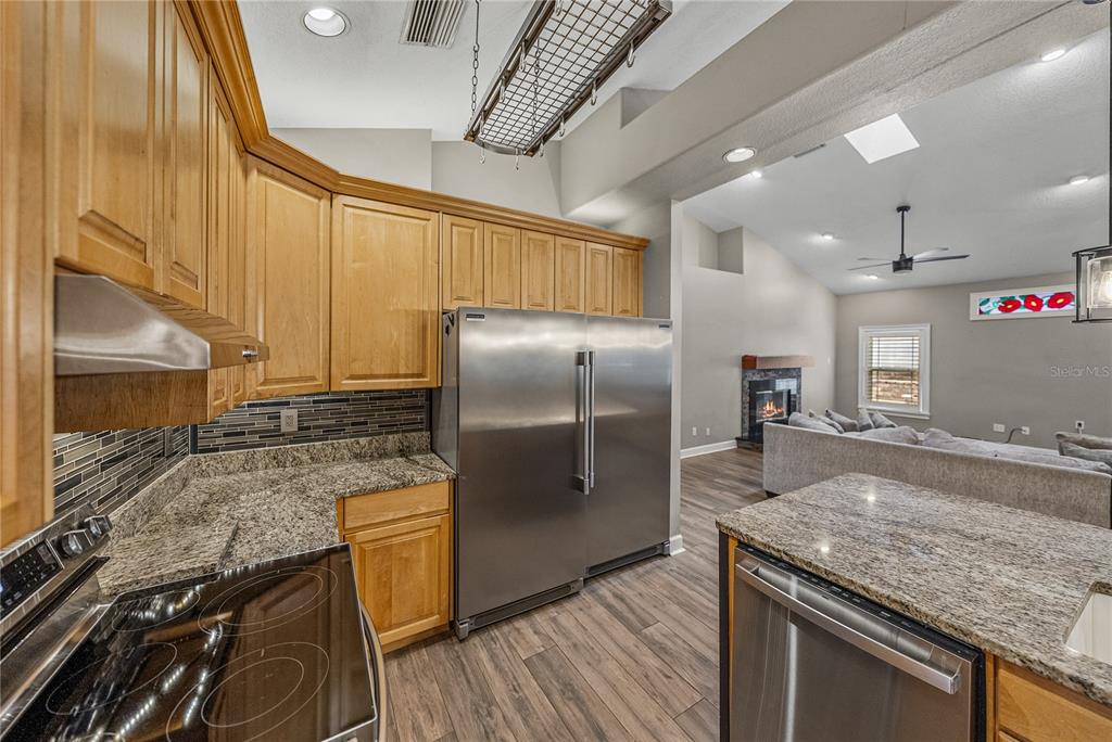 Seffner, Florida, 33584, United States, 5 Bedrooms Bedrooms, ,4 BathroomsBathrooms,Residential,For Sale,1991744