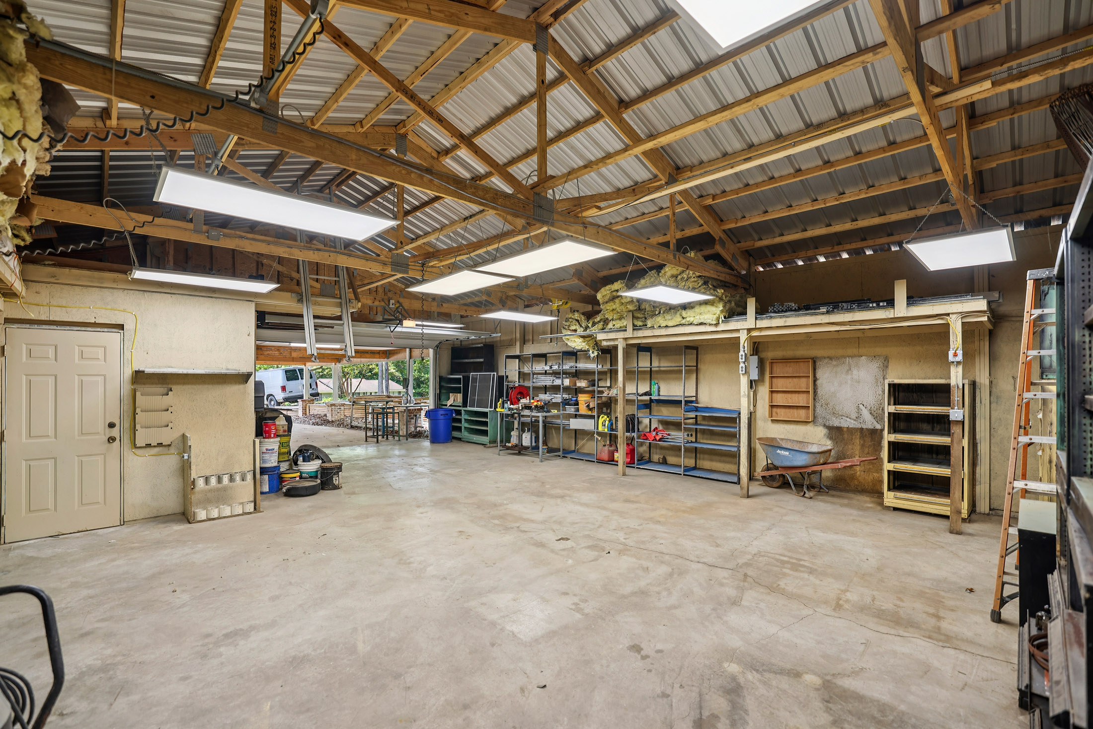 Car Lover’s and Workshop Dream in the Heart of Smyrna - 物件實景