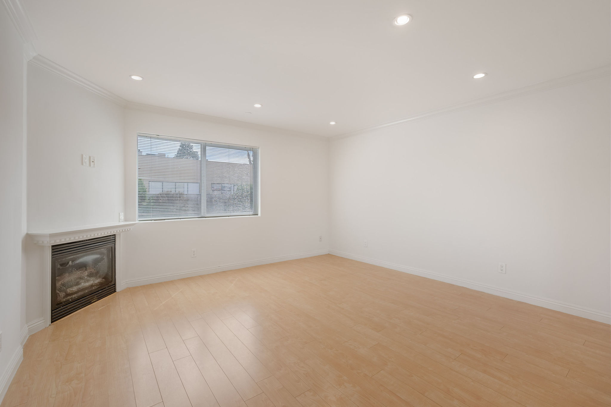  4325 Stern Avenue - 物件實景