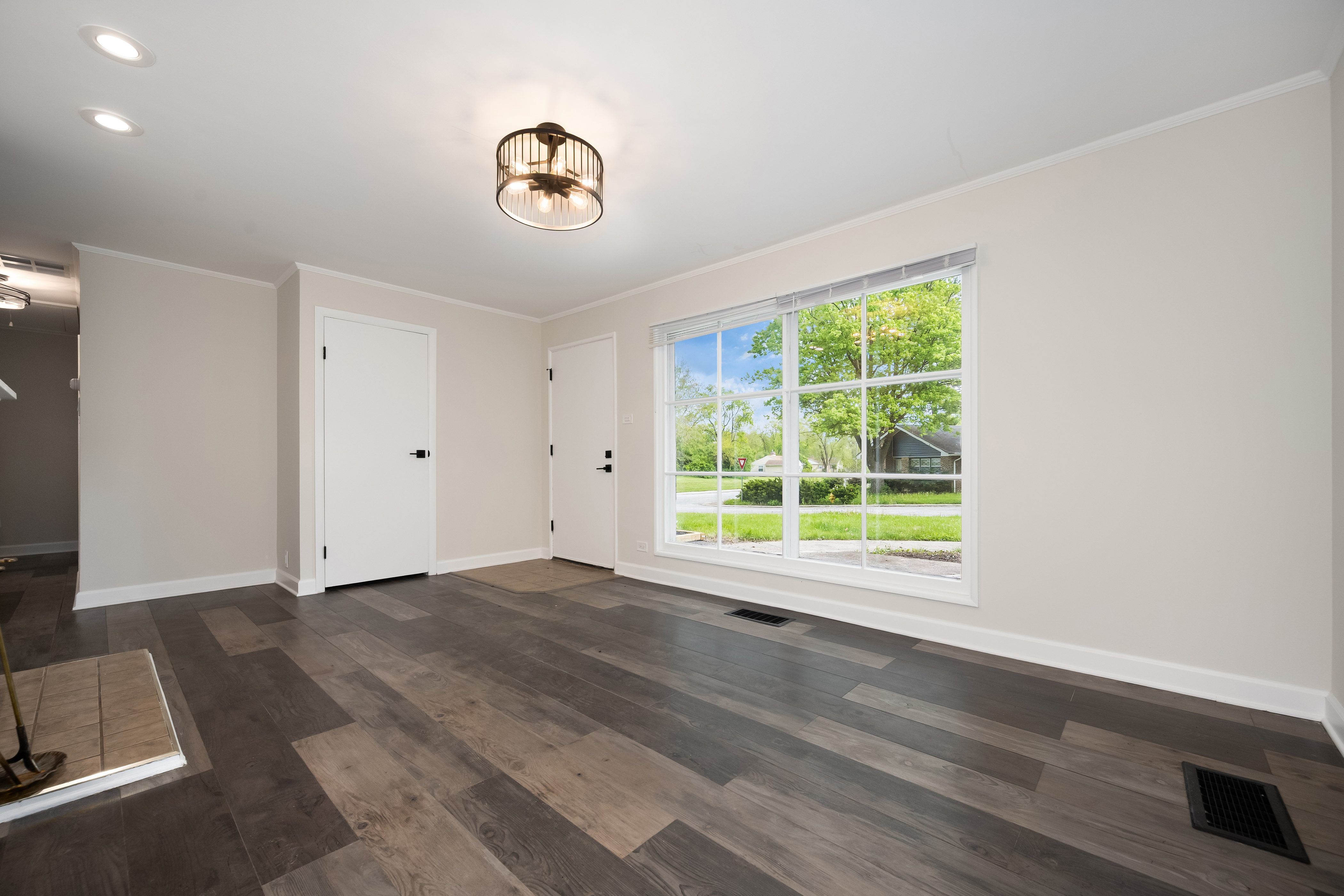  Beautifully Updated and Move-in Ready - 物件實景