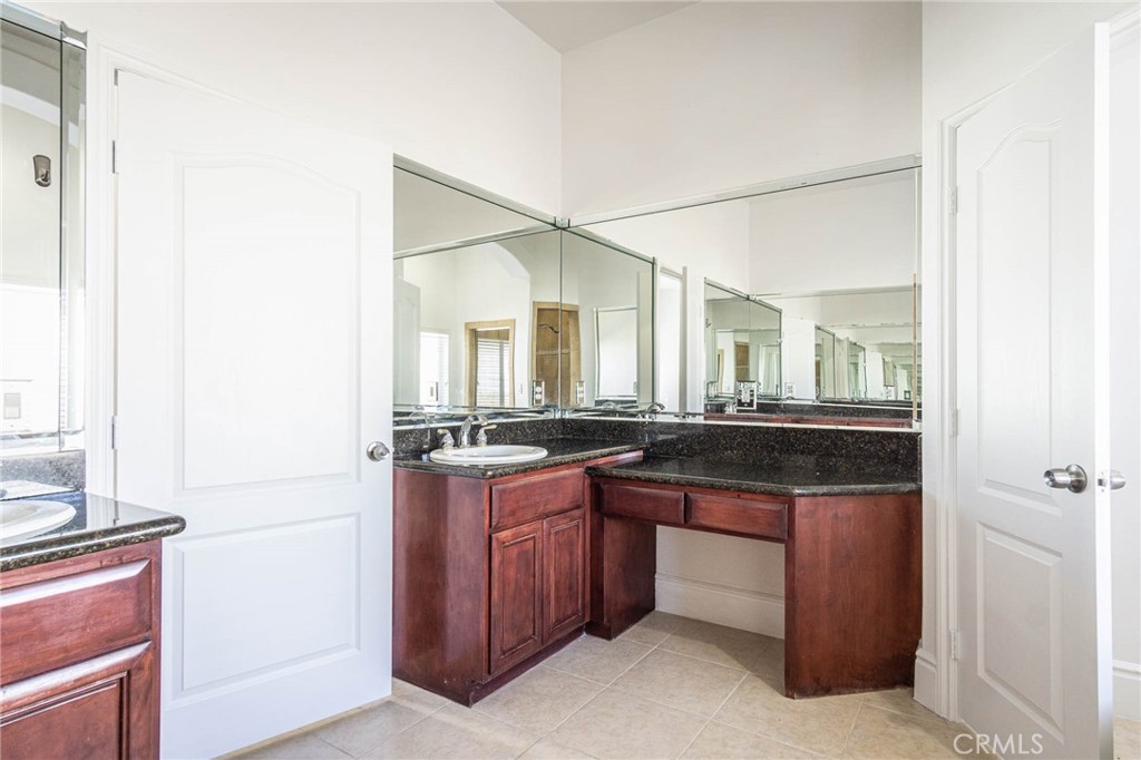 Apple Valley, California, 92307, United States, 5 Bedrooms Bedrooms, ,5 BathroomsBathrooms,Residential,For Sale,2025111