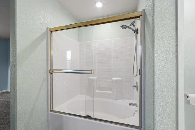 Hollister, California, 95023, United States, 4 Bedrooms Bedrooms, ,3 BathroomsBathrooms,Residential,For Sale,2006459