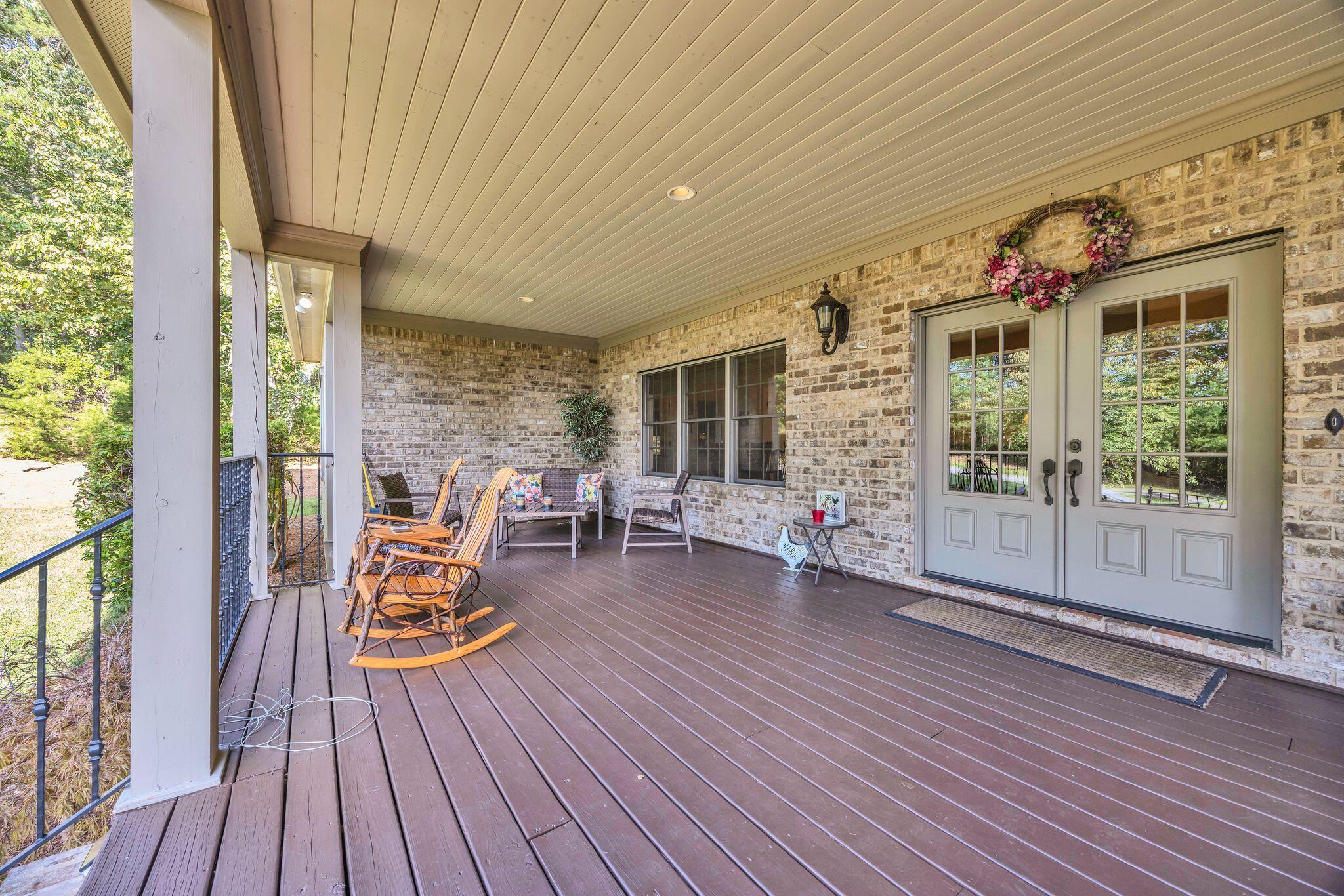 Rising Fawn, Georgia, 30738, United States, 3 Bedrooms Bedrooms, ,5 BathroomsBathrooms,Residential,For Sale,1982242