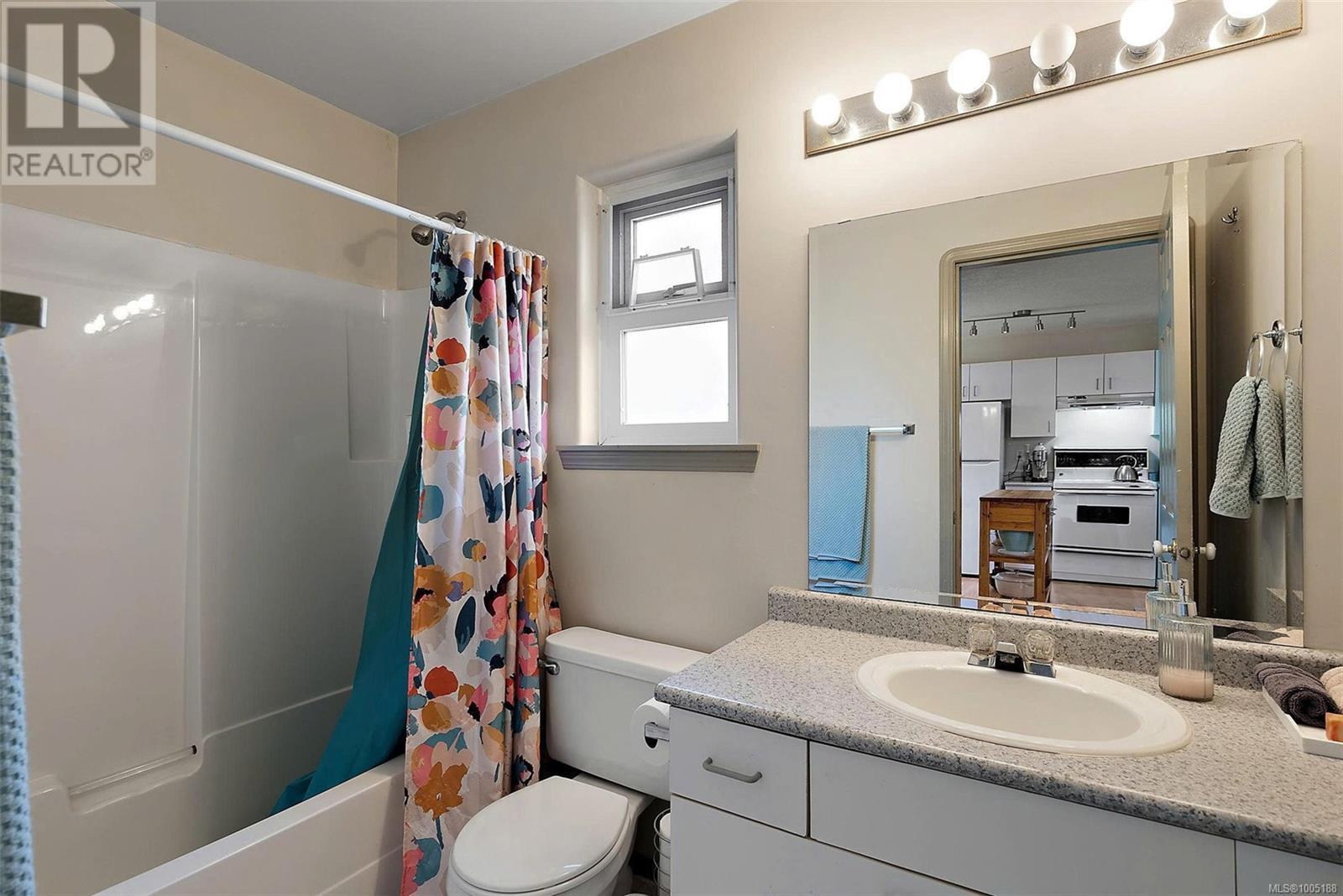 LANGFORD, British Columbia, V9B 5V3, CA, 5 Bedrooms Bedrooms, ,4 BathroomsBathrooms,Residential,For Sale,1891160