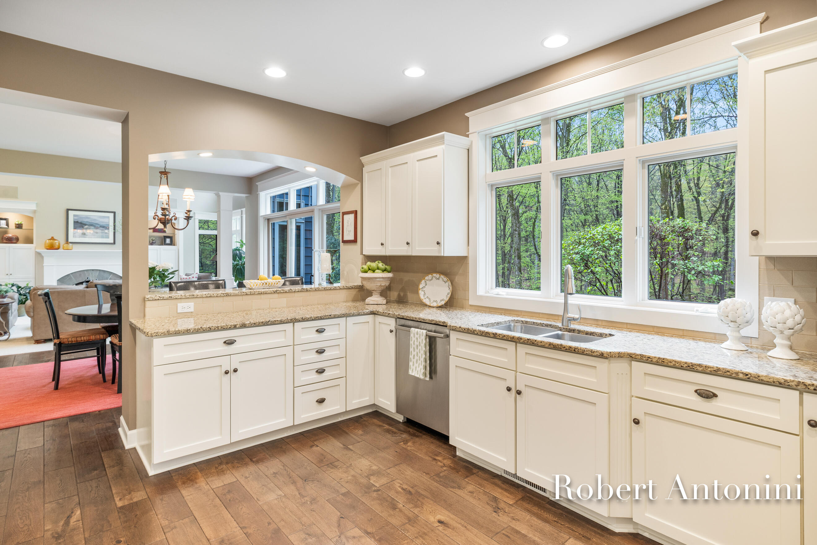 Grand Rapids, Michigan, 49525, United States, 5 Bedrooms Bedrooms, ,4 BathroomsBathrooms,Residential,For Sale,1837852