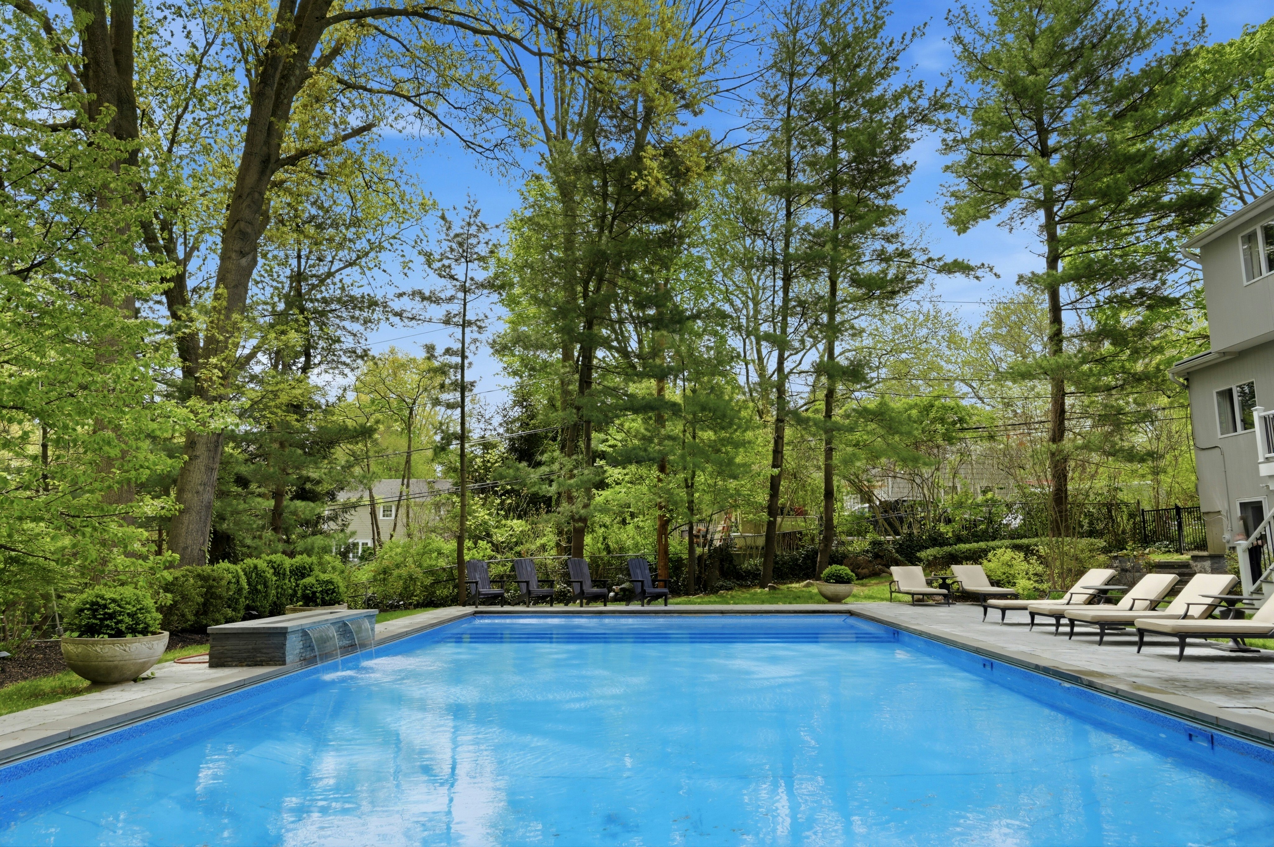  4 Cross Lane, Glen Head, NY, 11545 - 物件實景