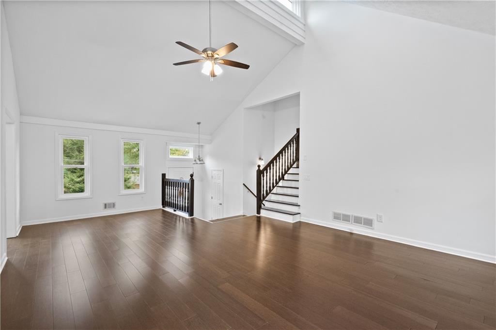 Marietta, Georgia, 30066, United States, 4 Bedrooms Bedrooms, ,3 BathroomsBathrooms,Residential,For Sale,1986334