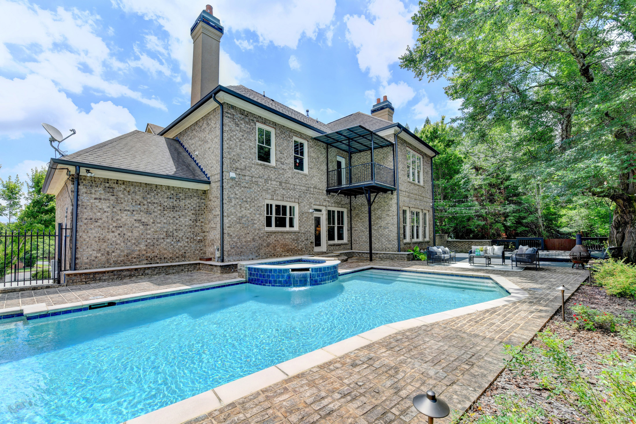  Just Listed in Johns Creek - 物件實景
