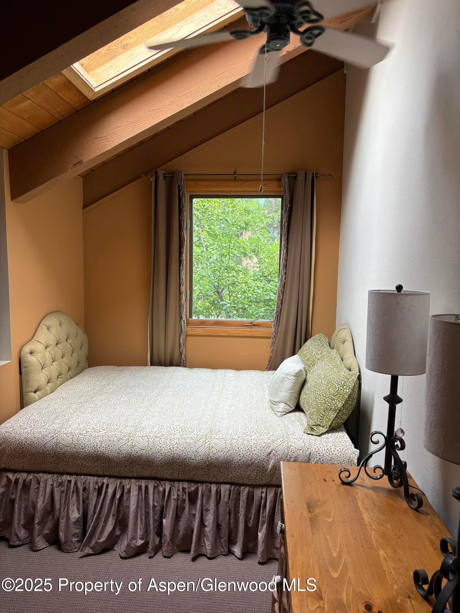 Aspen, Colorado, 81611, United States, 2 Bedrooms Bedrooms, ,2 BathroomsBathrooms,Residential,For Sale,1867403