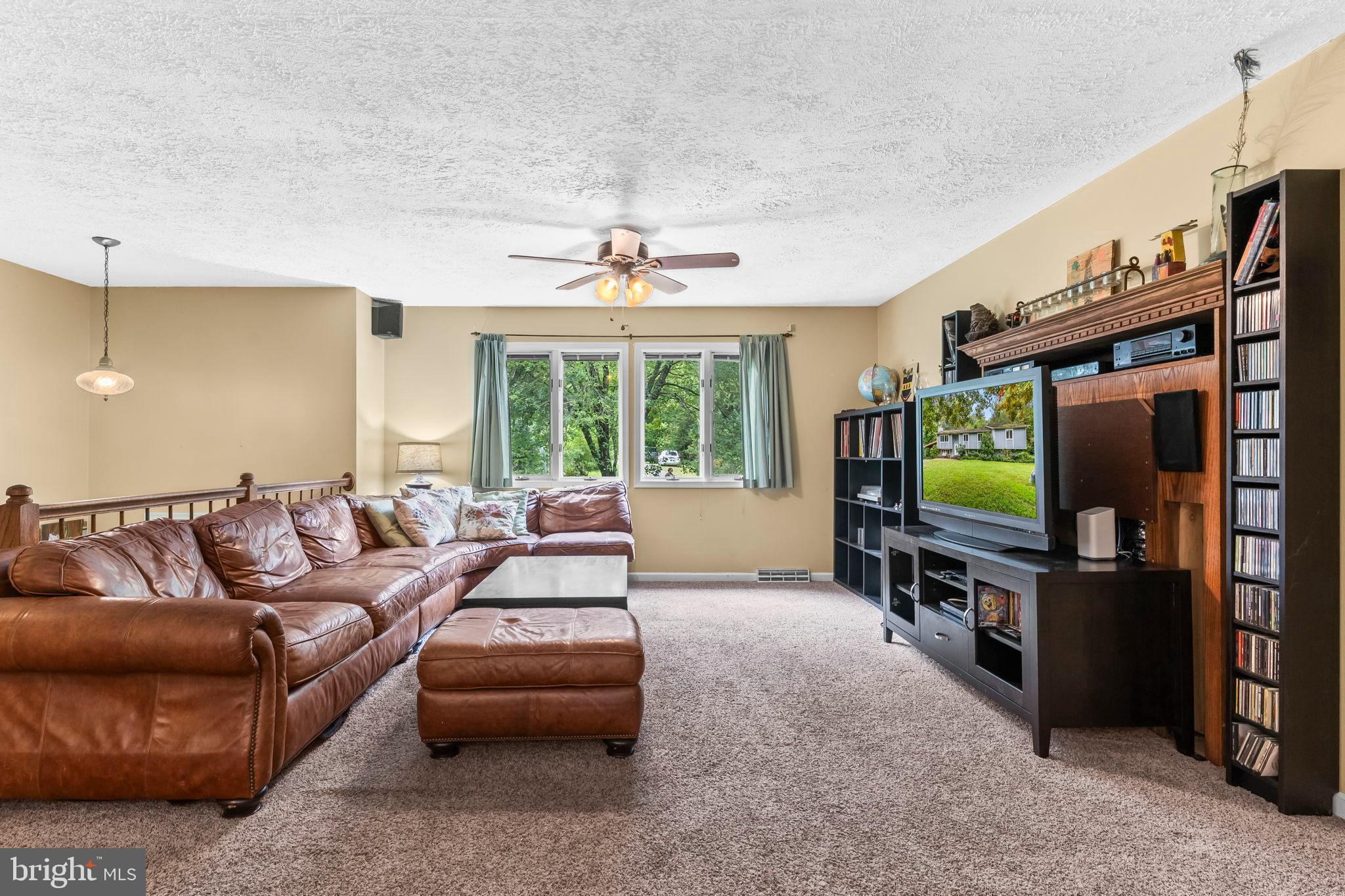 Huntingtown, Maryland, 20639, United States, 5 Bedrooms Bedrooms, ,3 BathroomsBathrooms,Residential,For Sale,1977077