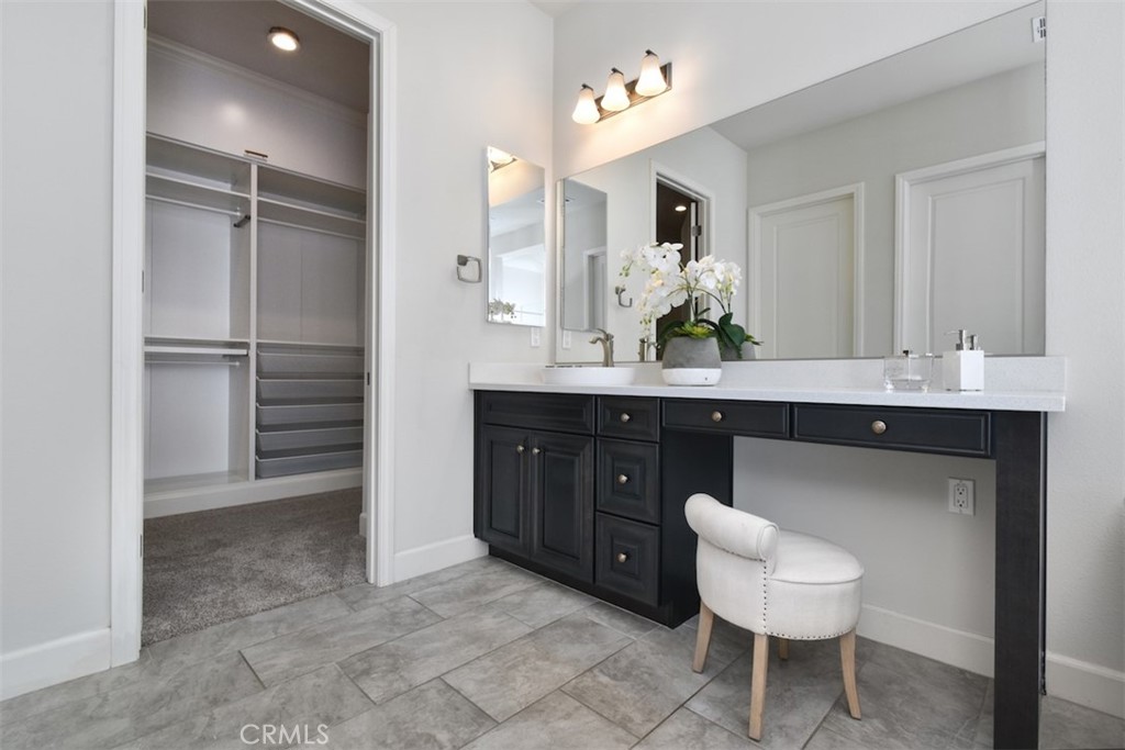 West Hills, California, 91304, United States, 5 Bedrooms Bedrooms, ,6 BathroomsBathrooms,Residential,For Sale,1847144