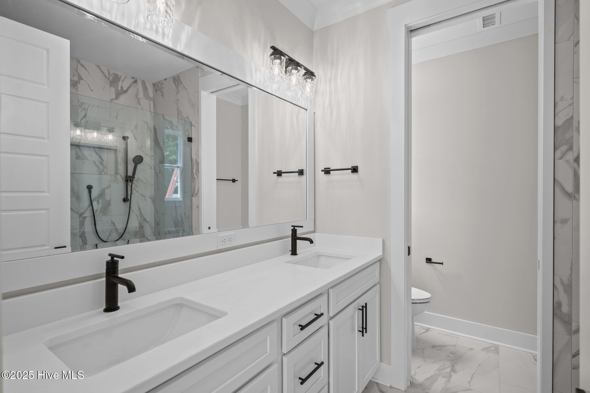 Wilmington, North Carolina, 28411, United States, 4 Bedrooms Bedrooms, ,4 BathroomsBathrooms,Residential,For Sale,1979455