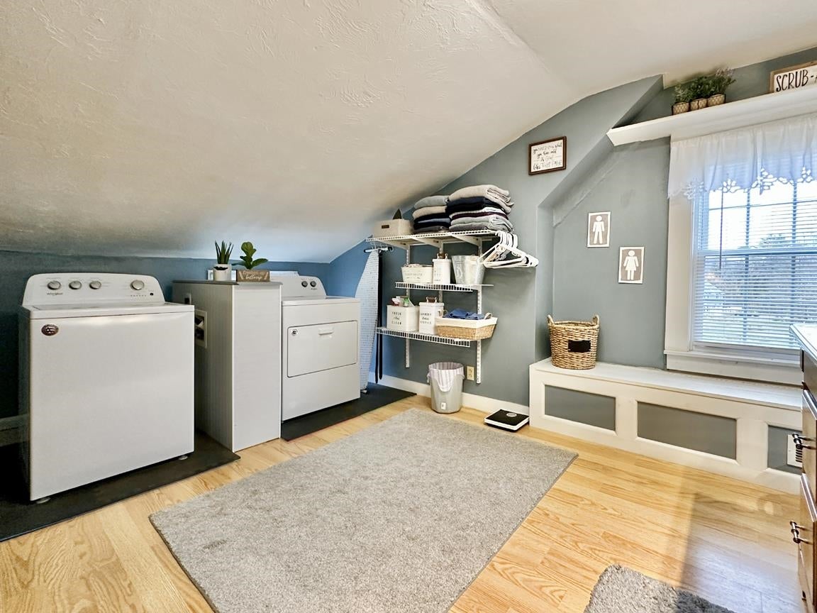 Plymouth, New Hampshire, 03264, United States, 4 Bedrooms Bedrooms, ,1 BathroomBathrooms,Residential,For Sale,1993277