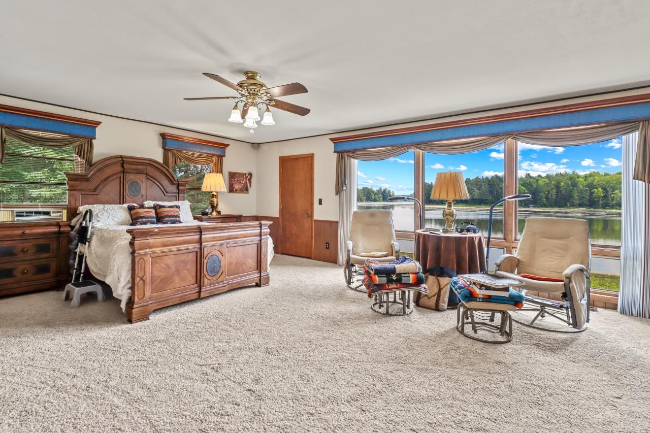 Eagle River, Wisconsin, 54521, United States, 3 Bedrooms Bedrooms, ,2 BathroomsBathrooms,Residential,For Sale,1915623