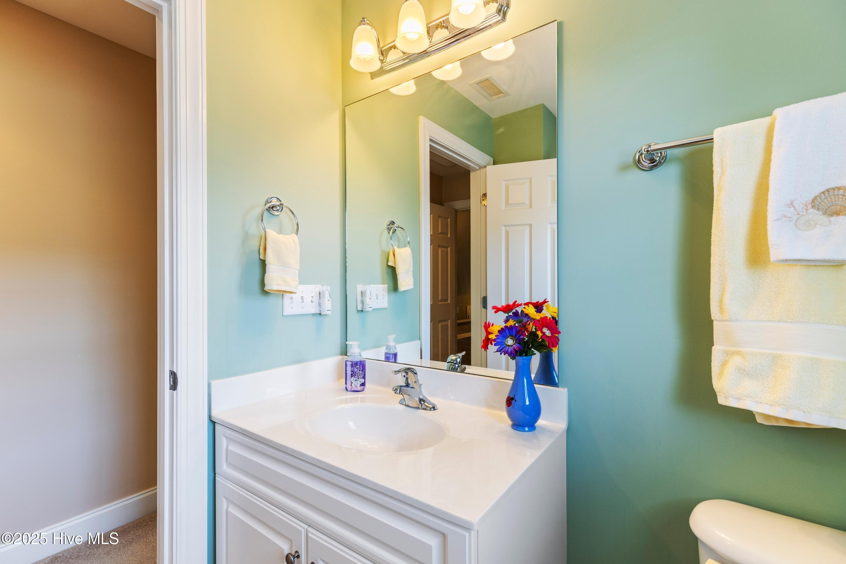 Bolivia, North Carolina, 28422, United States, 4 Bedrooms Bedrooms, ,3 BathroomsBathrooms,Residential,For Sale,1992059