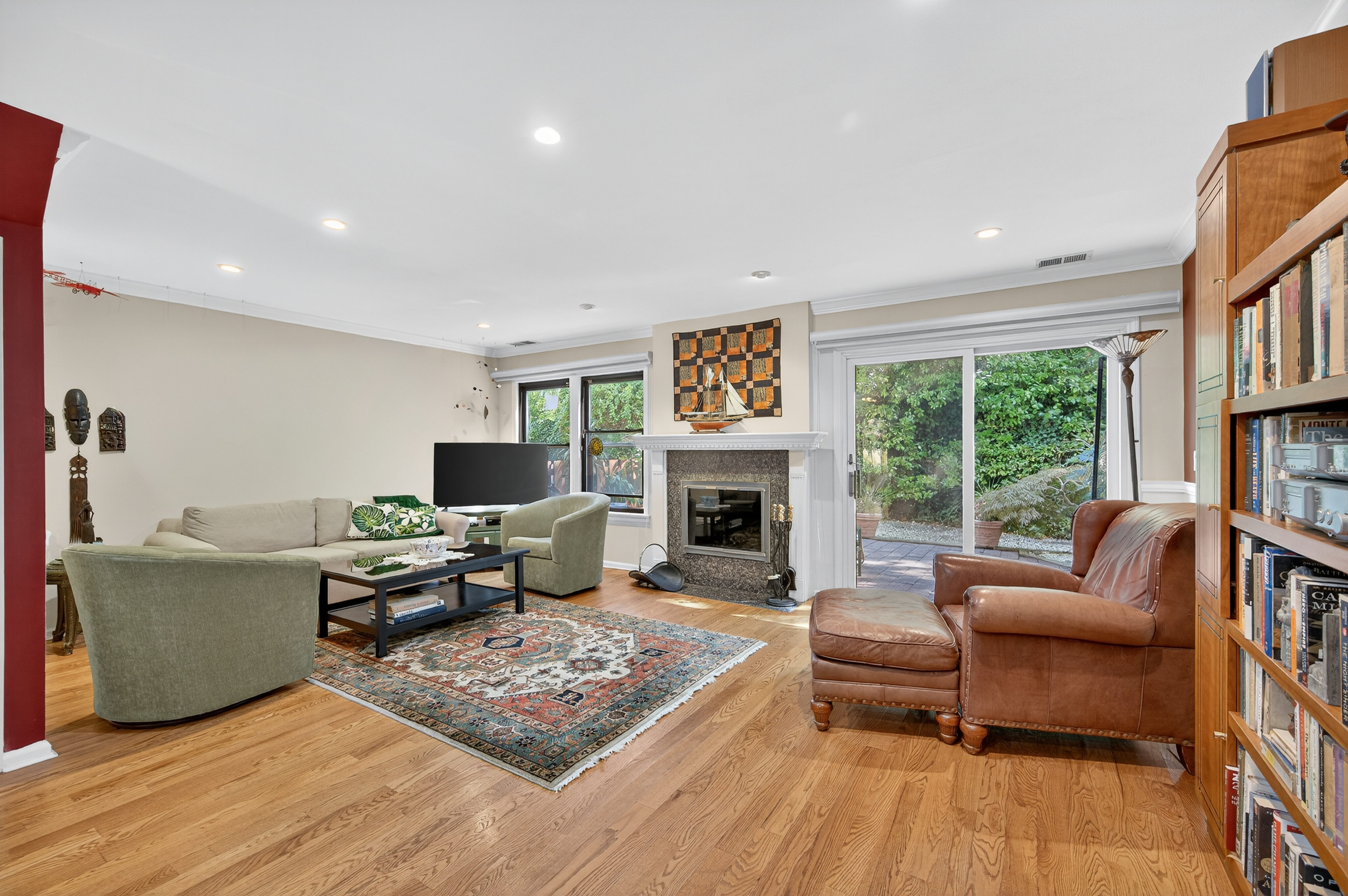  12 Hampton Way, Woodbury, NY, 11797 - 物件實景