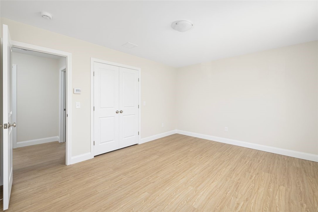 Warwick, Rhode Island, 02889, United States, 4 Bedrooms Bedrooms, ,4 BathroomsBathrooms,Residential,For Sale,2003475