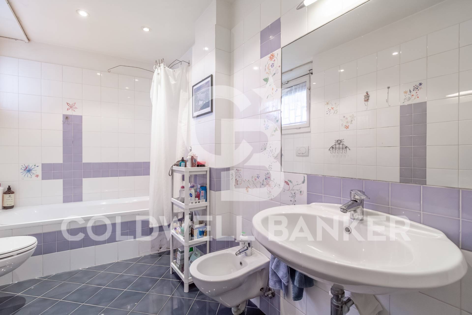 Roma, Roma, 00100, IT, 3 Bedrooms Bedrooms, ,2 BathroomsBathrooms,Residential,For Sale,1991854