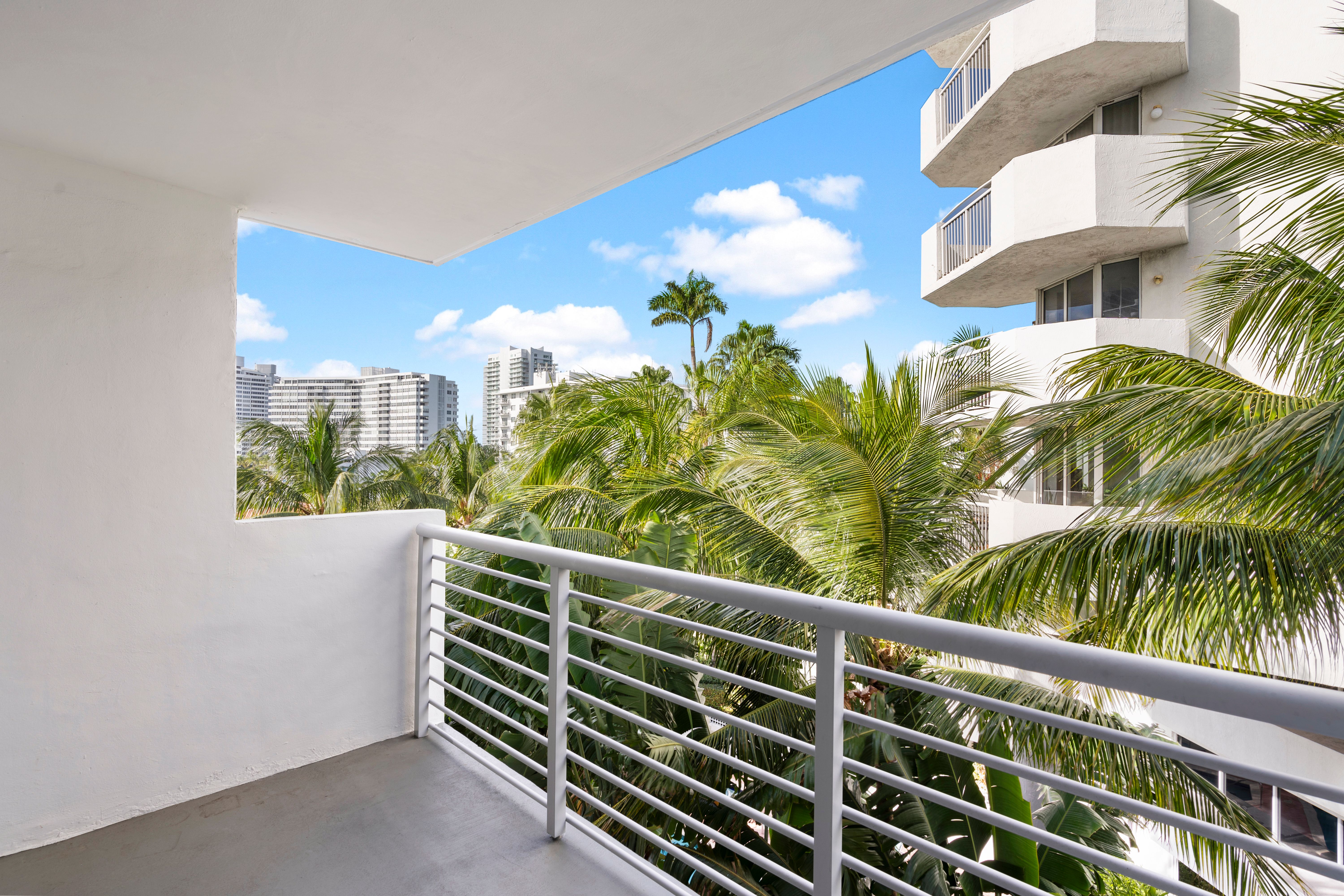  1605 Bay Rd, Miami Beach, FL, 33139 - 物件實景