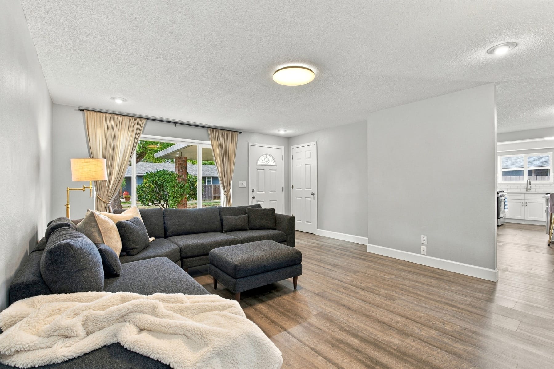  1424 SW 209TH AVE Beaverton, OR 97003 - 物件實景