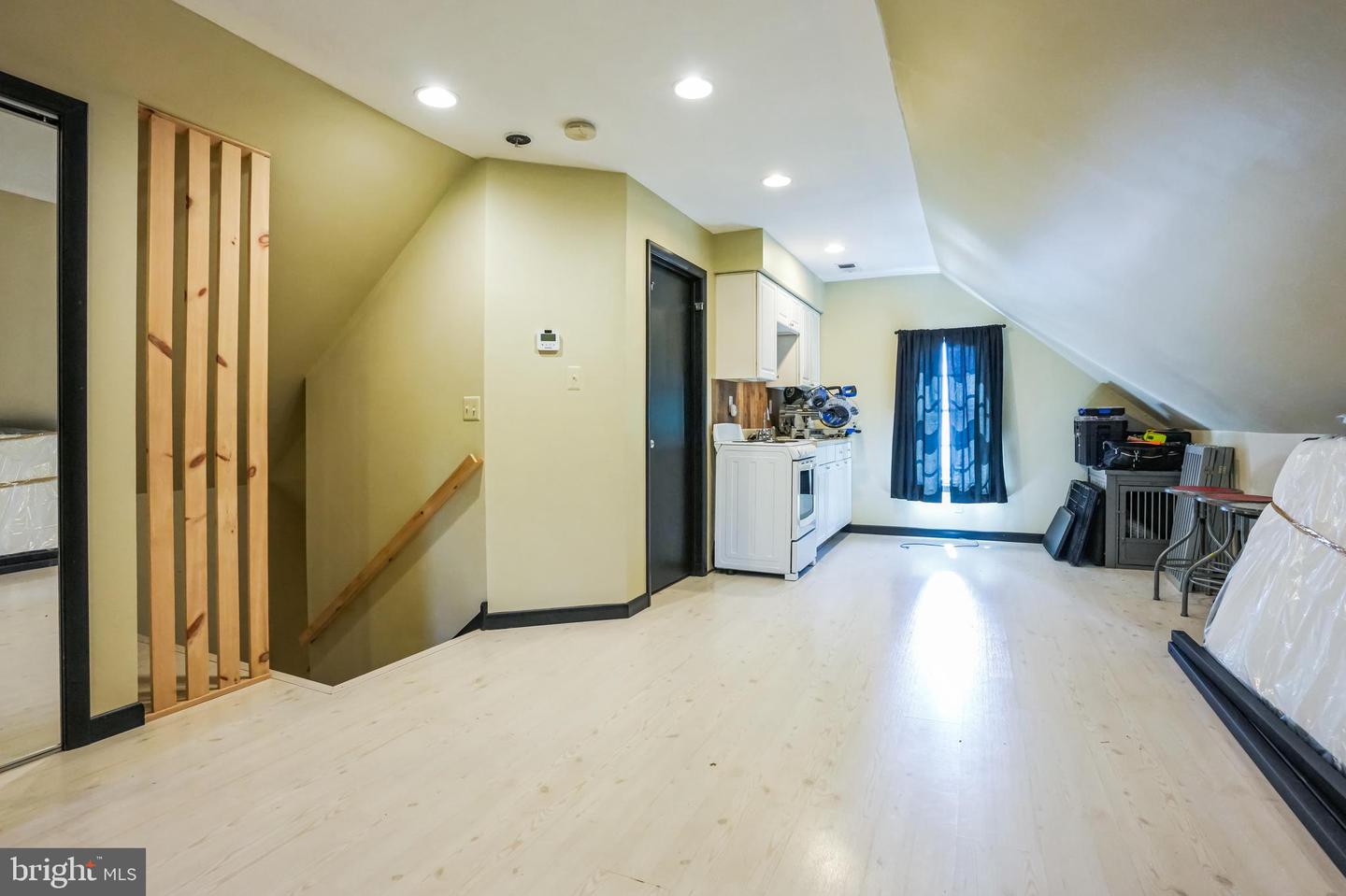 Pottstown, Pennsylvania, 19465, United States, 3 Bedrooms Bedrooms, ,6 BathroomsBathrooms,Residential,For Sale,1913550